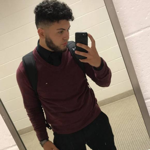 Meet your Posher, Alex - Picture 1 of 1